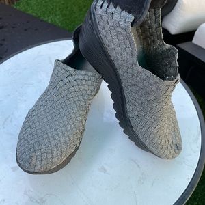 Bernie mev woven wedge pewter shoes, size 7 , very comfortable